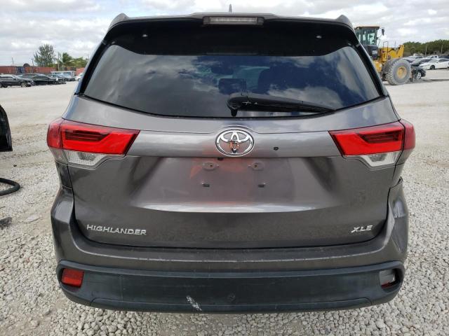 5TDKZRFH9HS524336 - 2017 TOYOTA HIGHLANDER SE GRAY photo 6