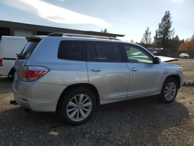 JTEDC3EHXD2015698 - 2013 TOYOTA HIGHLANDER HYBRID LIMITED SILVER photo 3