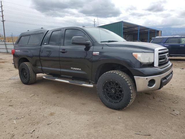 5TFUW5F11DX317196 - 2013 TOYOTA TUNDRA DOUBLE CAB SR5 BLACK photo 4