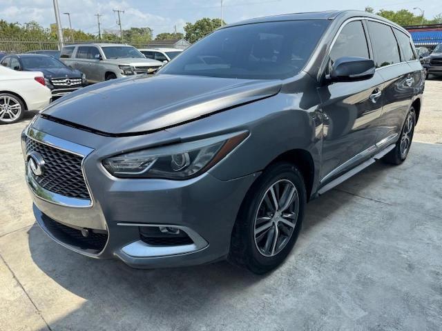 2020 INFINITI QX60 LUXE, 