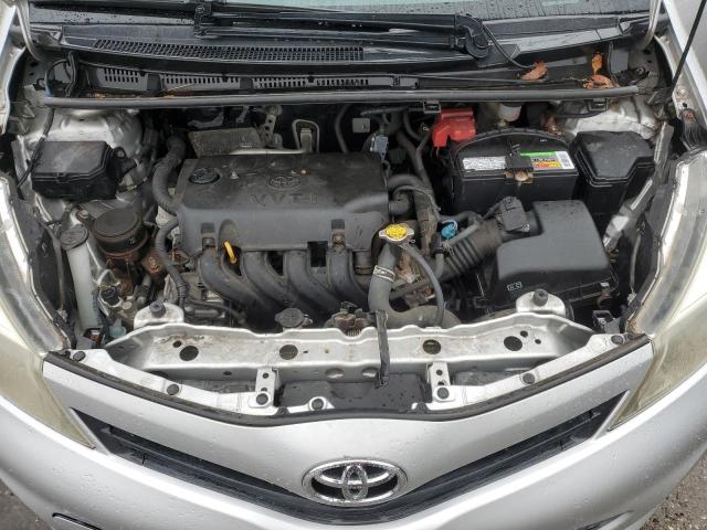 JTDKTUD36DD558980 - 2013 TOYOTA YARIS SILVER photo 11