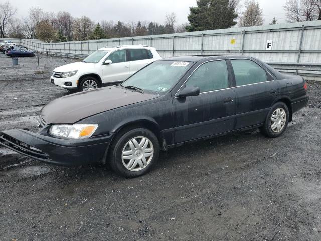 2001 TOYOTA CAMRY LE, 