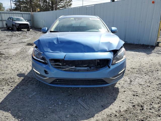 YV1612SB0F1197346 - 2015 VOLVO V60 PREMIER BLUE photo 5