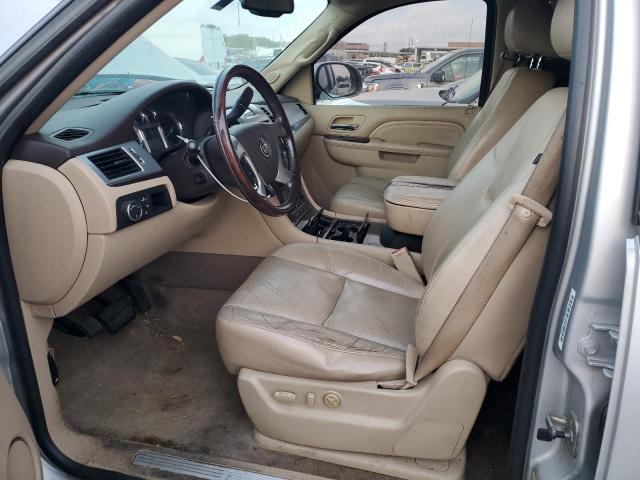 1GYUKAEF7AR123736 - 2010 CADILLAC ESCALADE SILVER photo 7