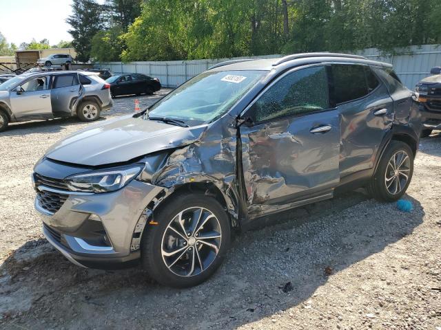 KL4MMFSL4NB084796 - 2022 BUICK ENCORE GX ESSENCE GRAY photo 1