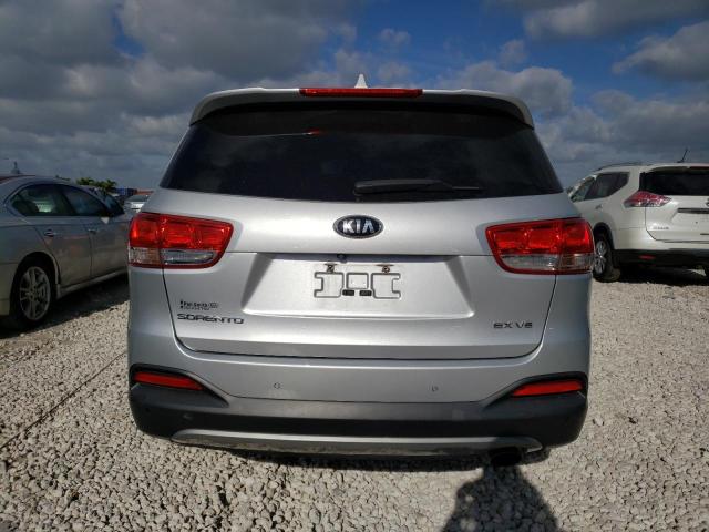 5XYPH4A53GG172729 - 2016 KIA SORENTO EX SILVER photo 6