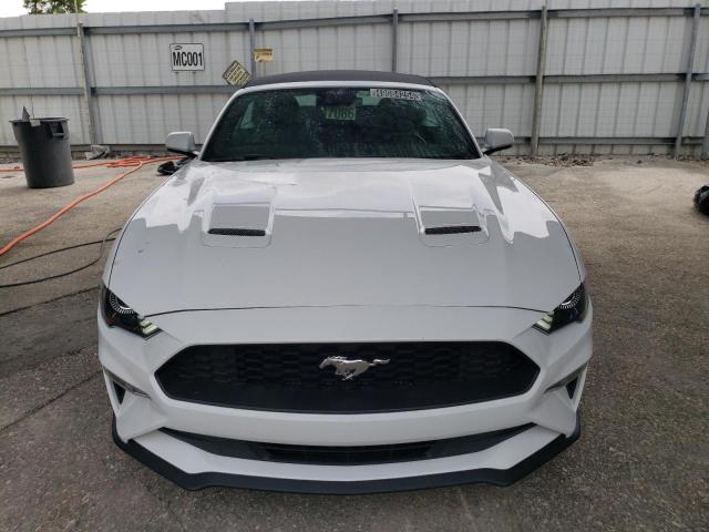 1FATP8UH1P5108606 - 2023 FORD MUSTANG WHITE photo 5