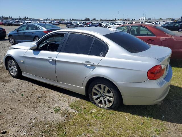 WBAVB13526KX64682 - 2006 BMW 325 I SILVER photo 2