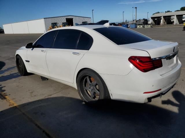 WBAYE8C51DD132531 - 2013 BMW 750 LI WHITE photo 2