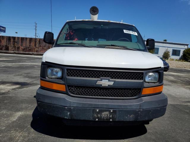 1GCGG25V271173274 - 2007 CHEVROLET EXPRESS G2 WHITE photo 5