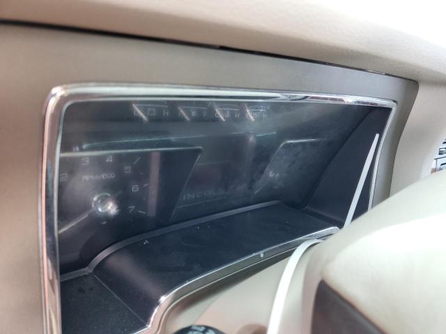 5LMJJ2H52BEJ08339 - 2011 LINCOLN NAVIGATOR თეთრი ფოტო 9