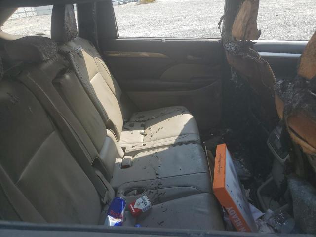 5TDKKRFH6FS071035 - 2015 TOYOTA HIGHLANDER XLE 银色 照片 10