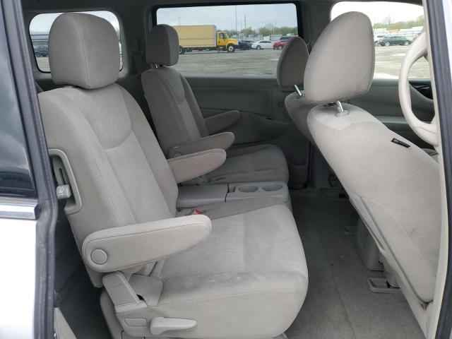 JN8AE2KP8H9167052 - 2017 NISSAN QUEST S SILVER photo 11