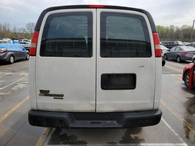 1GCWGGFA5D1105440 - 2013 CHEVROLET EXPRESS G2 WHITE photo 6