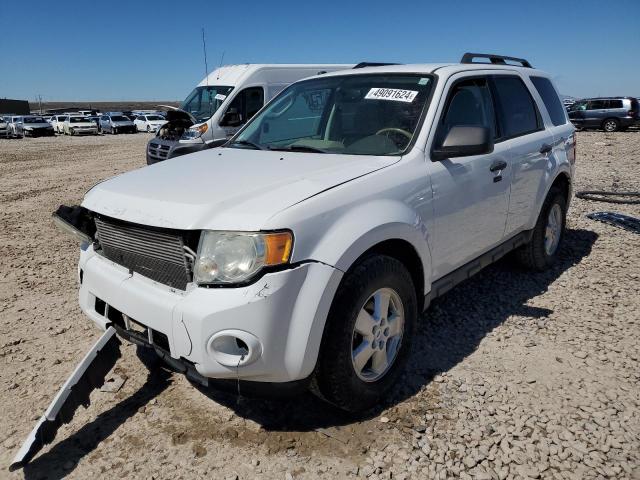 1FMCU9D7XBKC38616 - 2011 FORD ESCAPE XLT WHITE photo 1