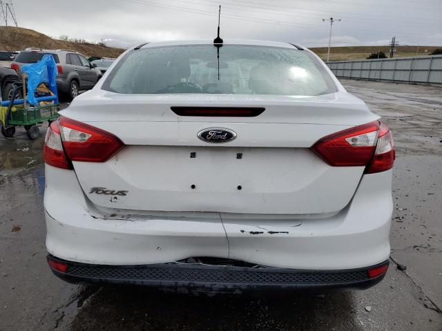 1FAHP3E28CL263114 - 2012 FORD FOCUS S WHITE photo 6