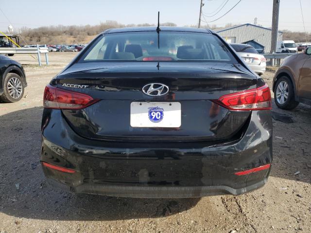 3KPC24A32JE007533 - 2018 HYUNDAI ACCENT SE BLACK photo 6