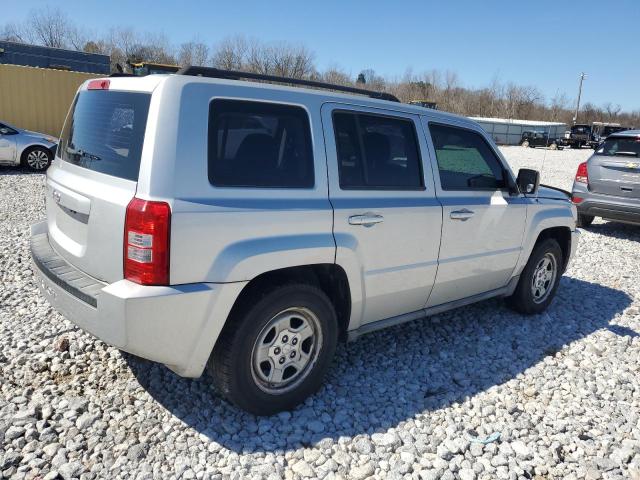 1J4NF2GB7AD672598 - 2010 JEEP PATRIOT SPORT SILVER photo 3