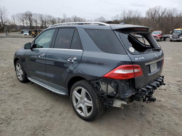 4JGDA5GBXFA515122 - 2015 MERCEDES-BENZ ML 400 4MATIC GRAY photo 2