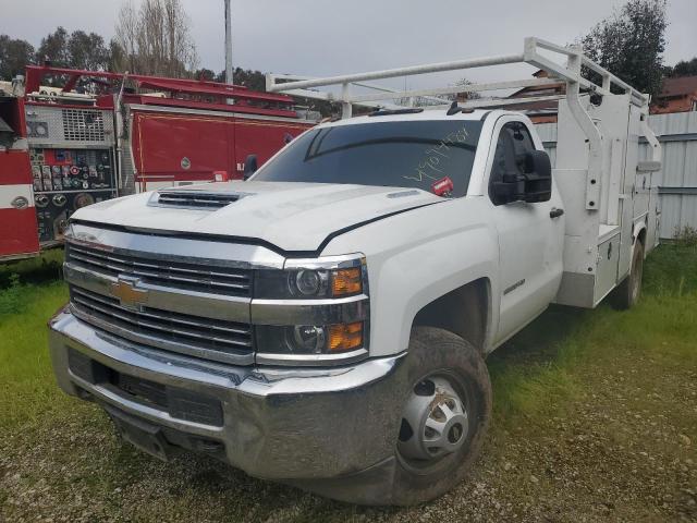 1GB3CYCY3JF258813 - 2018 CHEVROLET SILVERADO C3500 WHITE photo 1