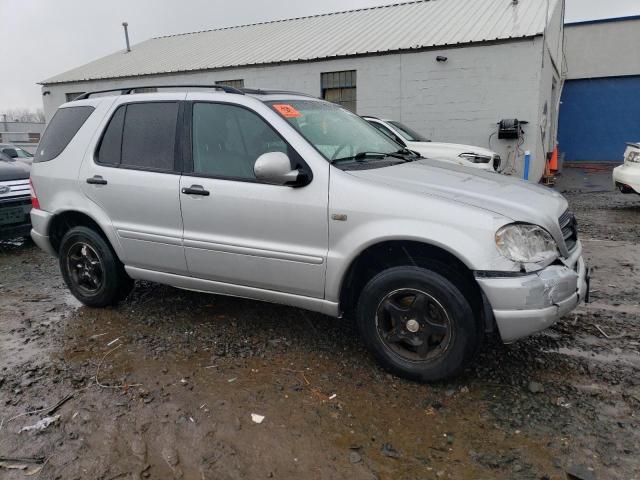 4JGAB54E6YA205146 - 2000 MERCEDES-BENZ ML 320 SILVER photo 4