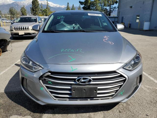 5NPD84LF6HH064575 - 2017 HYUNDAI ELANTRA SE SILVER photo 5