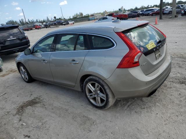 YV140MEK2F1241350 - 2015 VOLVO V60 PREMIER TAN photo 2