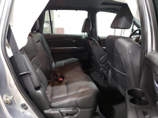 5FNYF8H59KB010434 - 2019 HONDA PASSPORT EXL SILVER photo 11