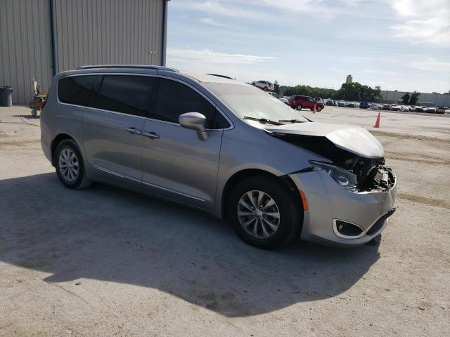 2C4RC1BG3KR583056 - 2019 CHRYSLER PACIFICA TOURING L SILVER photo 4