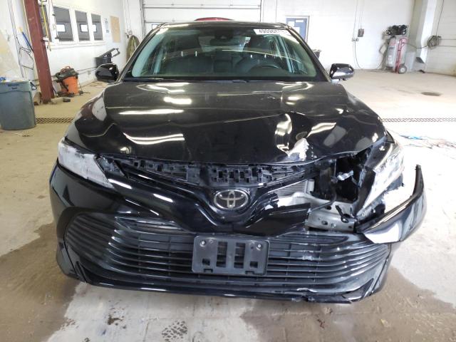 4T1B11HK5KU802102 - 2019 TOYOTA CAMRY L BLACK photo 5