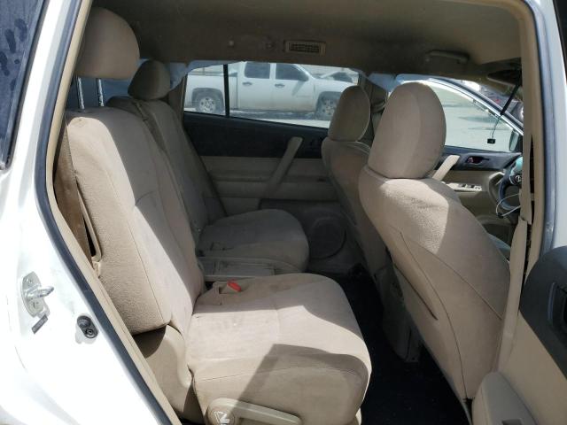 5TDZK3EH7DS108572 - 2013 TOYOTA HIGHLANDER BASE WHITE photo 11