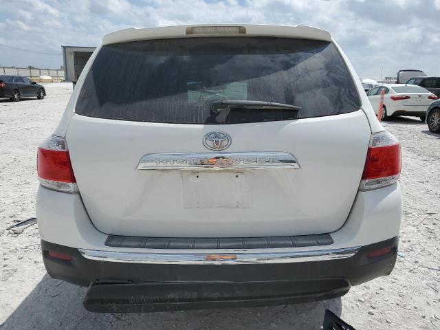 5TDZK3EH7DS108572 - 2013 TOYOTA HIGHLANDER BASE WHITE photo 6