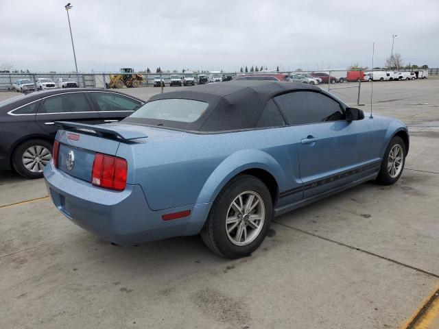 1ZVFT84N155182854 - 2005 FORD MUSTANG BLUE photo 3