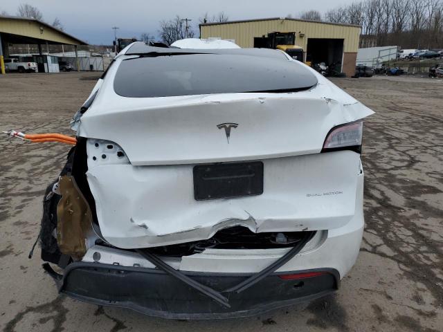 7SAYGDEE9PF927829 - 2023 TESLA MODEL Y WHITE photo 6