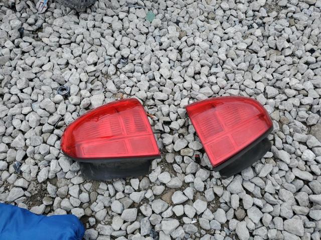 1LNHM81W64Y637017 - 2004 LINCOLN TOWN CAR EXECUTIVE GREEN photo 12