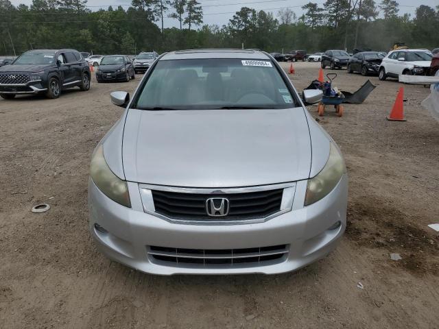 1HGCP3F85AA028817 - 2010 HONDA ACCORD EXL SILVER photo 5