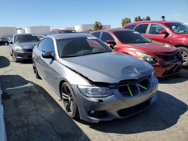 WBAKE5C53DJ106986 - 2013 BMW 328 I SULEV GRAY photo 4