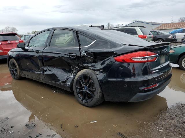 3FA6P0HD1KR130617 - 2019 FORD FUSION SE BLACK photo 2