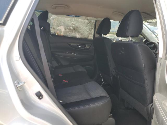 JN8AT2MT4HW143350 - 2017 NISSAN ROGUE S SILVER photo 11