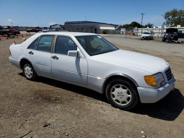 WDBGB34E9NA050170 - 1992 MERCEDES-BENZ 300 SD WHITE photo 4