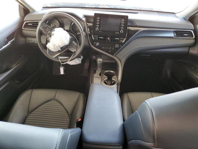 4T1T11AKXPU777946 - 2023 TOYOTA CAMRY SE NIGHT SHADE WHITE photo 8