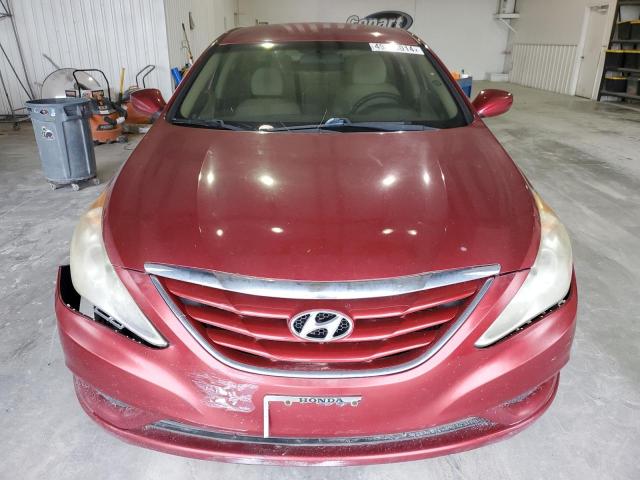 5NPEB4AC9BH220582 - 2011 HYUNDAI SONATA GLS RED photo 5