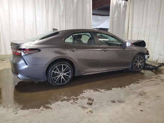 4T1T11BK7PU089594 - 2023 TOYOTA CAMRY SE NIGHT SHADE CHARCOAL photo 3