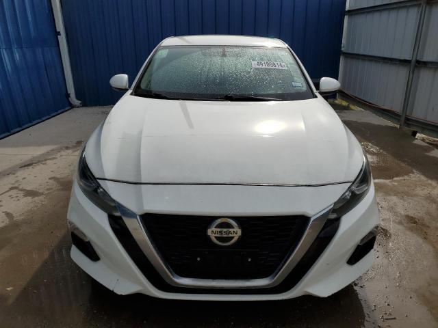 1N4BL4BV6KN322735 - 2019 NISSAN ALTIMA S WHITE photo 5