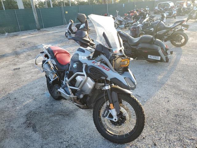 WB10J5305LZF79847 - 2020 BMW R 1250 GS ADVENTURE TWO TONE photo 1