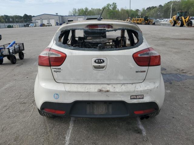 KNADN5A34D6196646 - 2013 KIA RIO EX WHITE photo 6