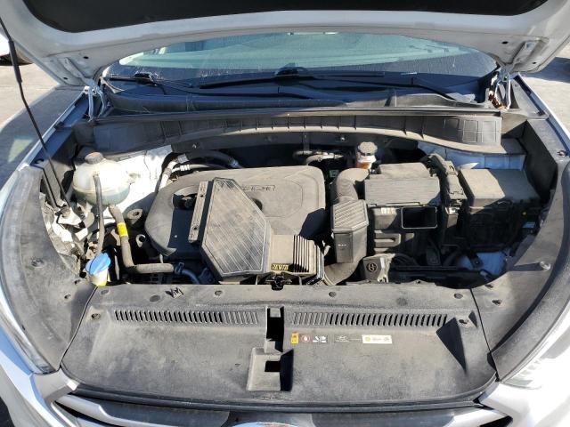 KM8J33A42JU614293 - 2018 HYUNDAI TUCSON SEL SILVER photo 11