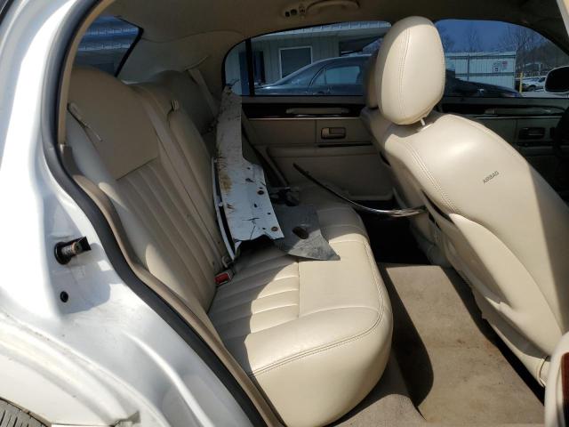 1LNHM81W23Y675035 - 2003 LINCOLN TOWN CAR EXECUTIVE Weiß Foto 10