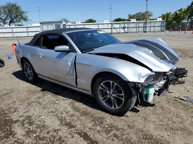 1ZVBP8EM7E5245576 - 2014 FORD MUSTANG SILVER photo 4