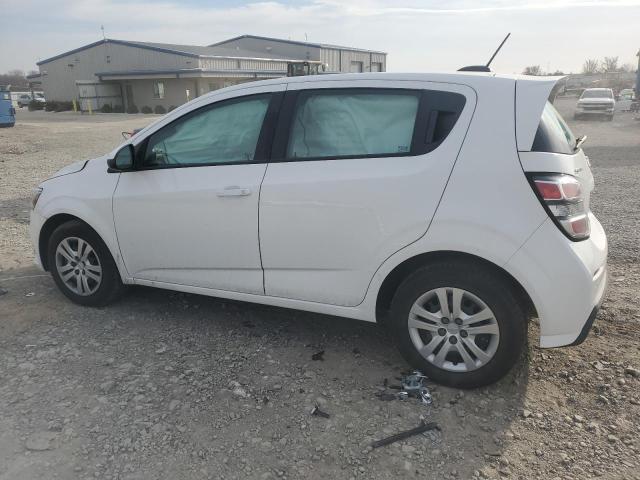 1G1JG6SH3H4174891 - 2017 CHEVROLET SONIC WHITE photo 2